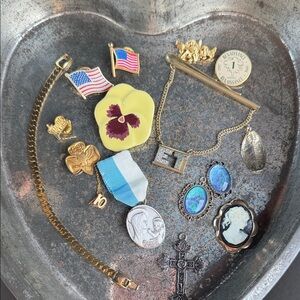 Vintage Jewelry/Brooch/Pin Collection Lot